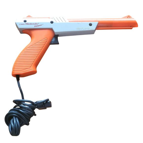Nintendo NES-005 Zapper Light Gun Orange Controller OEM - Picture 1 of 6